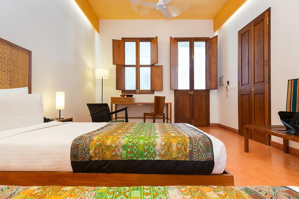 Villa Shanti - Heritage Hotel For Foodies Pondicherry Exteriör bild