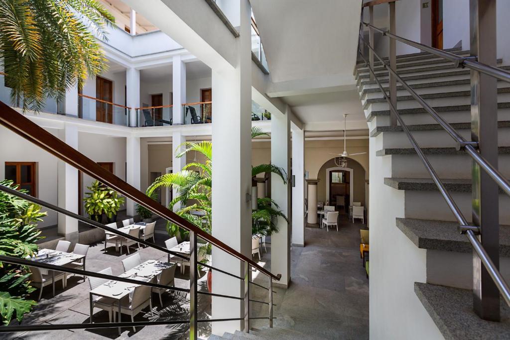 Villa Shanti - Heritage Hotel For Foodies Pondicherry Exteriör bild